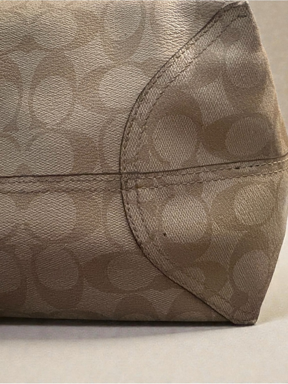 SUMMER SALE! Coach Cream Signature Tote with Tan Leather Trim - Picture 6 of 15